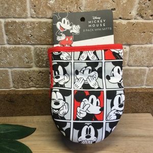 Disney Mickey Mouse 2pk Mini Oven Mitts